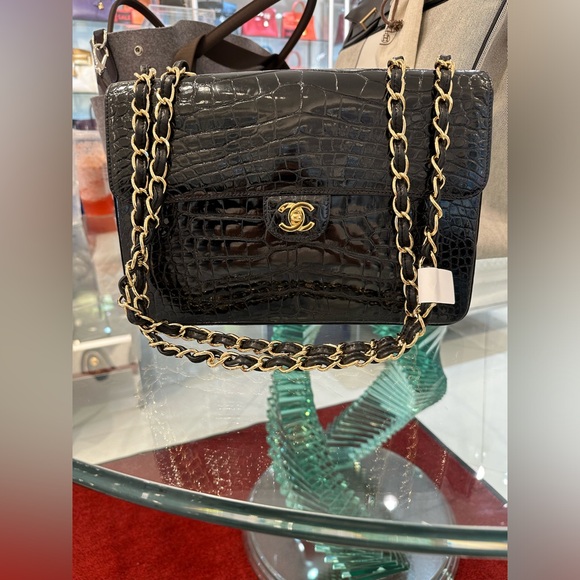 Authentic Chanel Crocodile Jumbo Handbag - Picture 4 of 7
